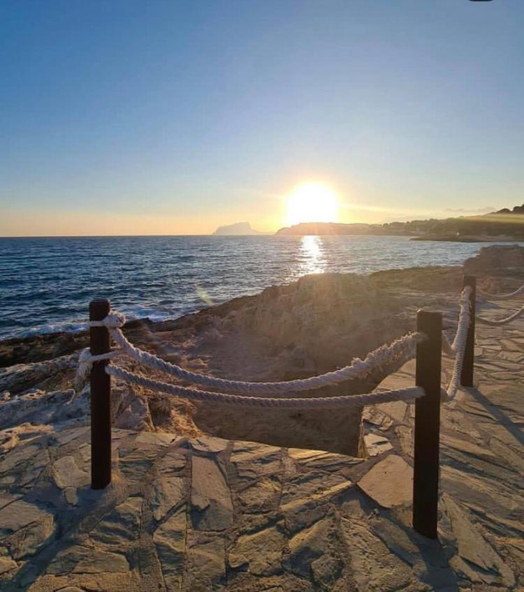 Bungalow Marquerite Moraira, 5 Minutes From Beach Teulada Buitenkant foto
