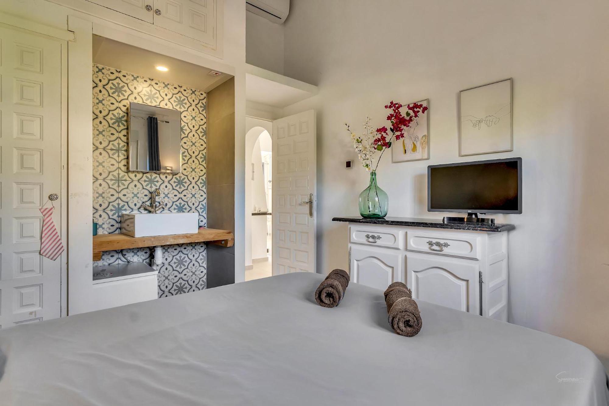 Bungalow Marquerite Moraira, 5 Minutes From Beach Teulada Buitenkant foto