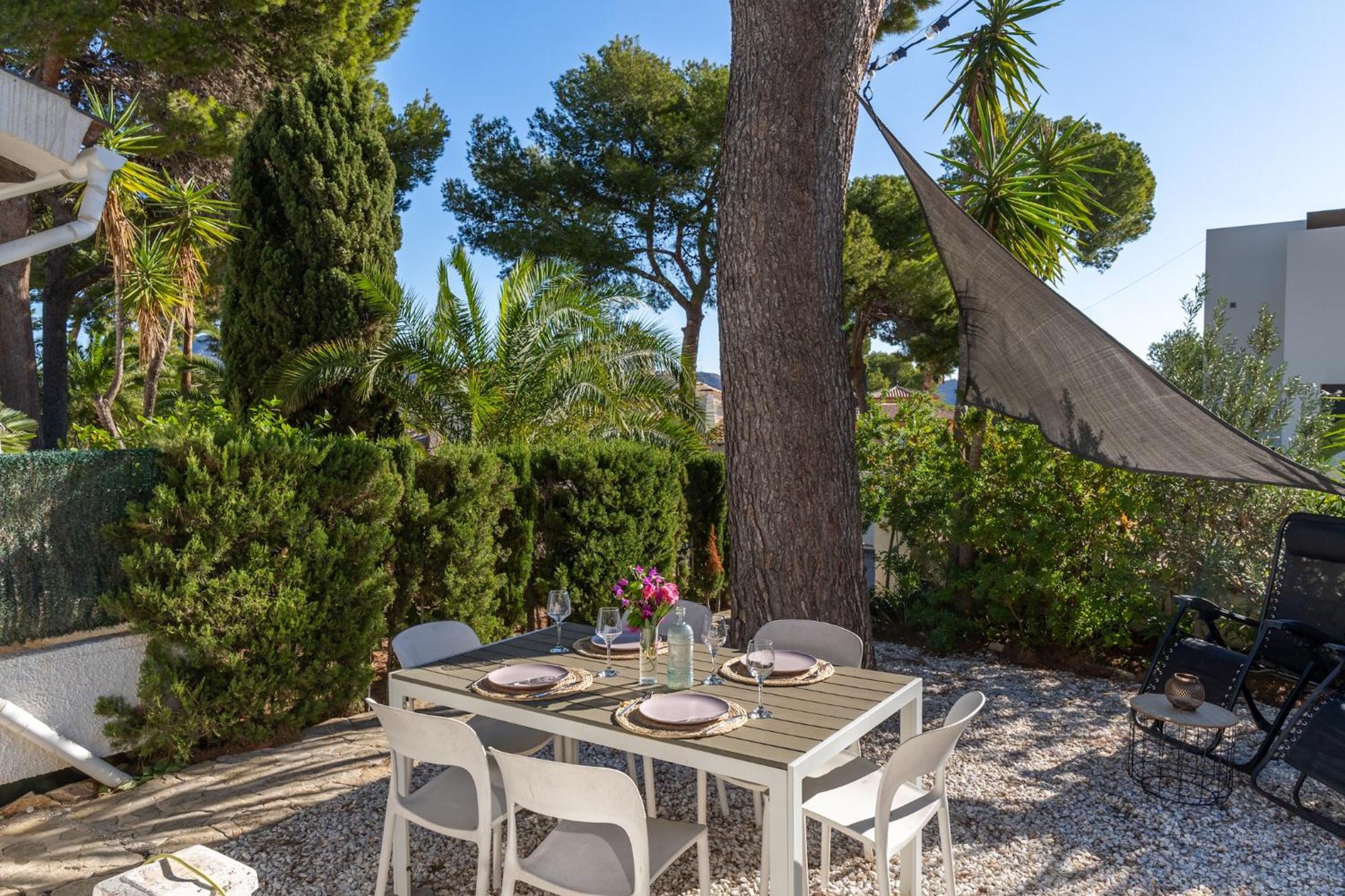 Bungalow Marquerite Moraira, 5 Minutes From Beach Teulada Buitenkant foto